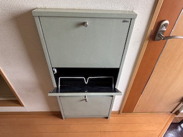 物件内観写真15　(靴箱)