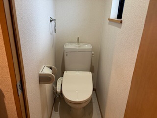 物件内観写真15　(トイレ)