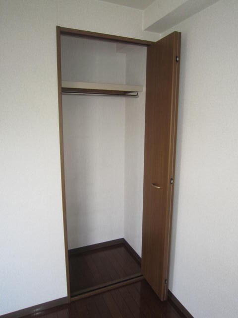 物件内観写真9　(収納)