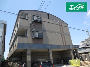 アミュズマン亀城外観写真