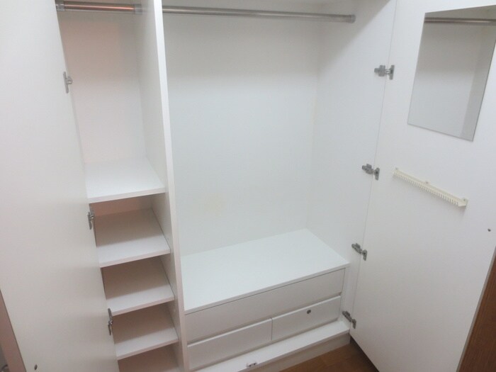 物件内観写真11　(収納)