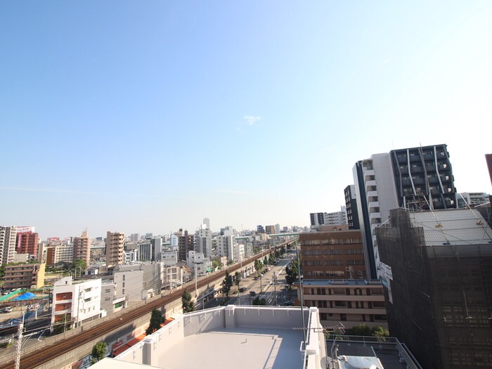 物件内観写真16　(室内からの展望)