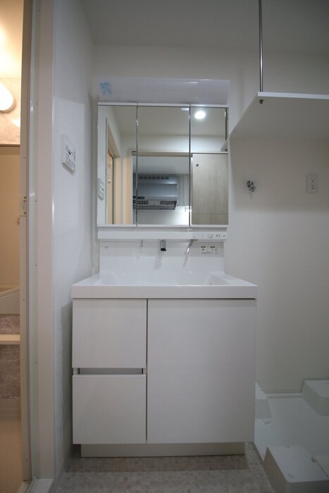 物件内観写真15　(洗面)