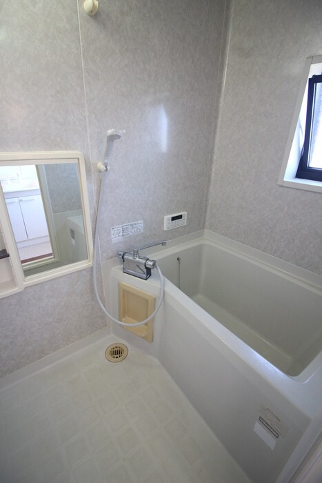 物件内観写真16　(バス／シャワールーム等)