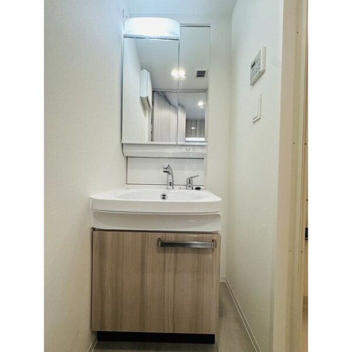 物件内観写真12　(洗面)