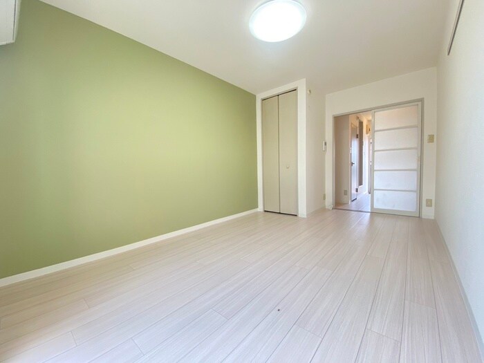 物件内観写真10　(居室)