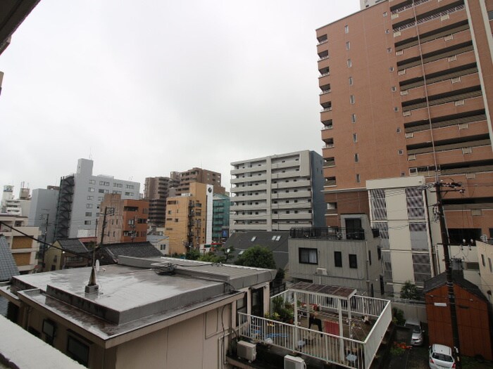 物件内観写真21　(室内からの展望)