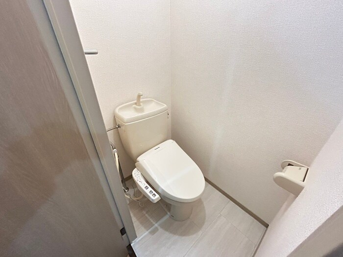 物件内観写真11　(トイレ)