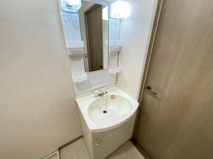 物件内観写真12　(洗面)