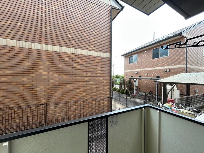 物件内観写真16　(室内からの展望)