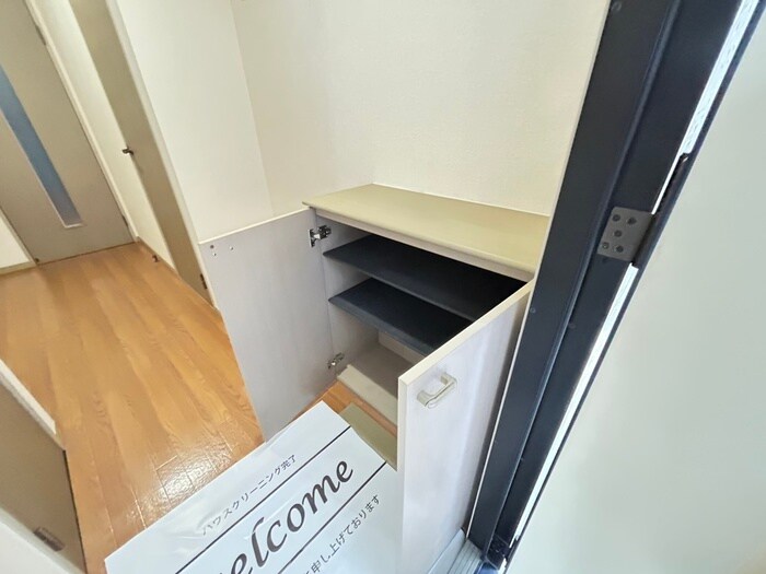 物件内観写真19　(靴箱)