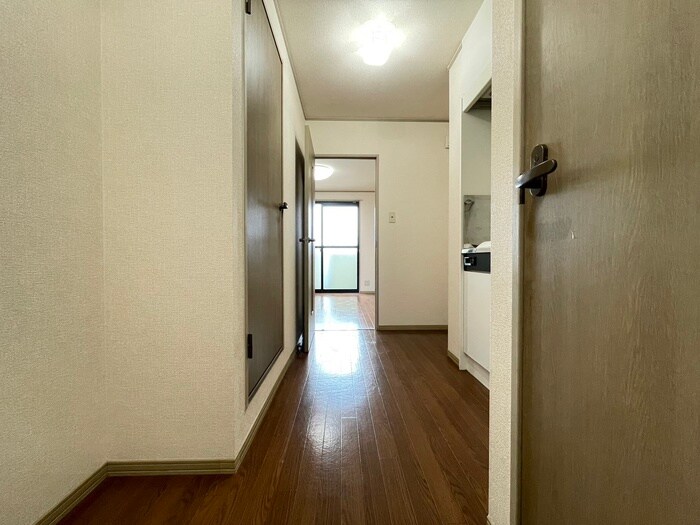物件内観写真22　(廊下)