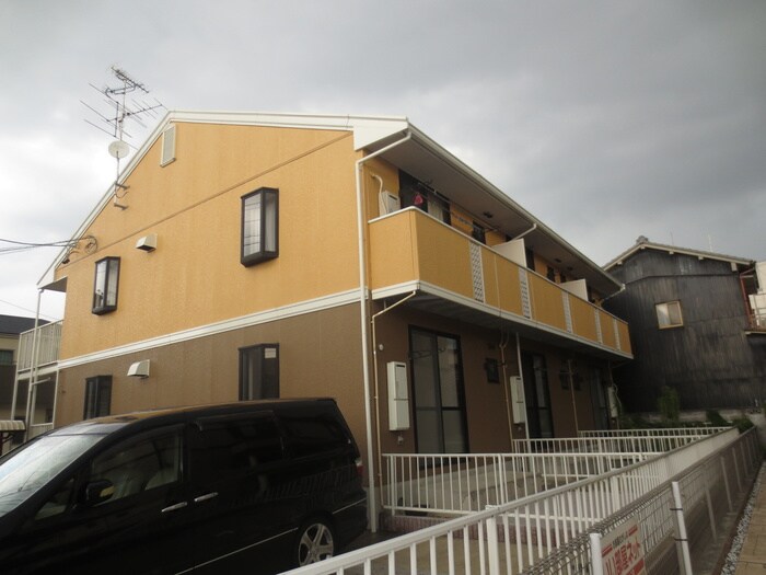 物件外観写真1　(外観写真)