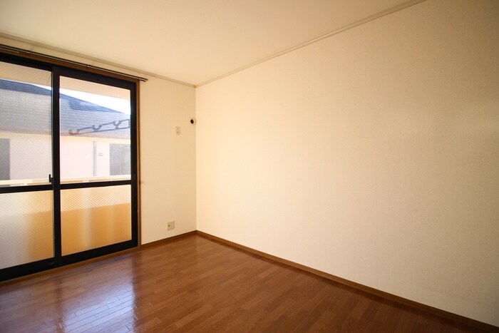 物件内観写真6　(居室)