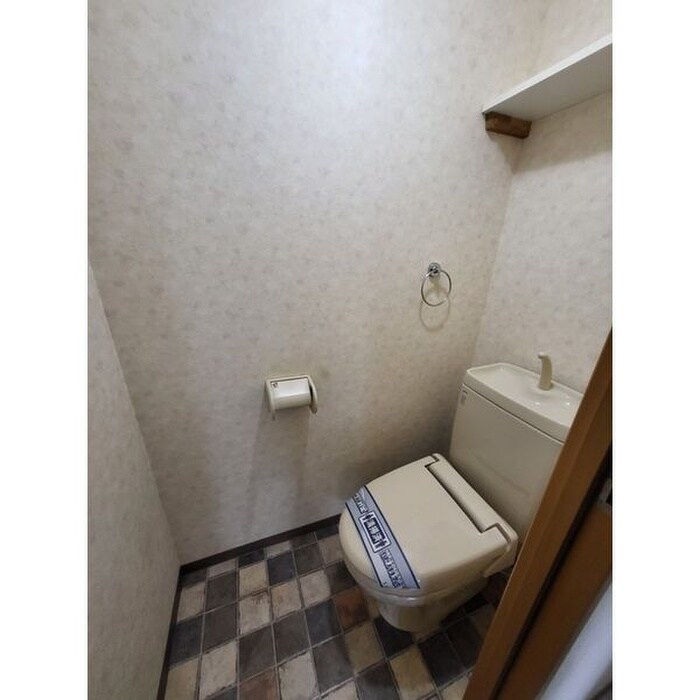 物件内観写真12　(トイレ)