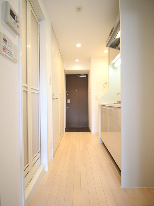 物件内観写真18　(廊下)