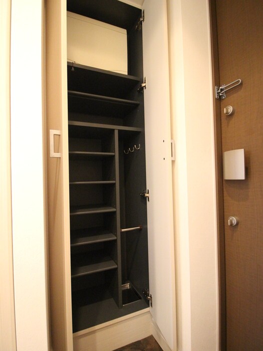 物件内観写真20　(靴箱)