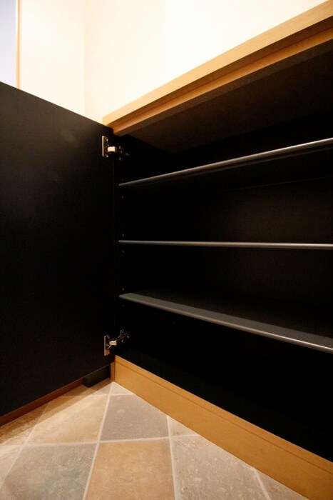 物件内観写真15　(靴箱)