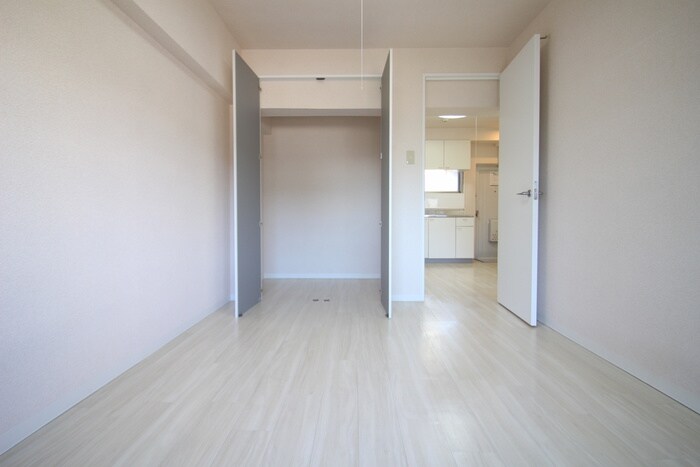 物件内観写真7　(居室)