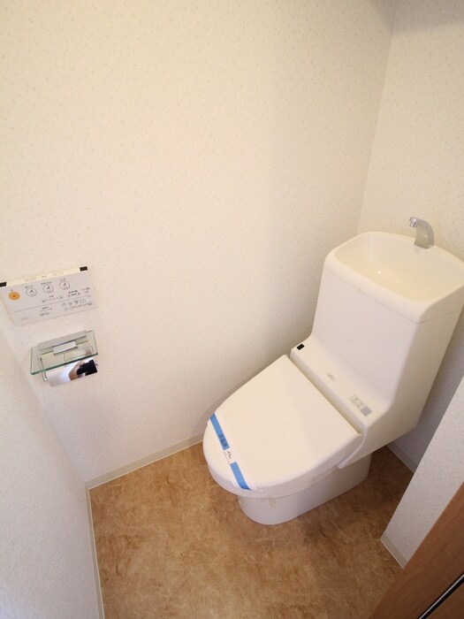 物件内観写真11　(トイレ)