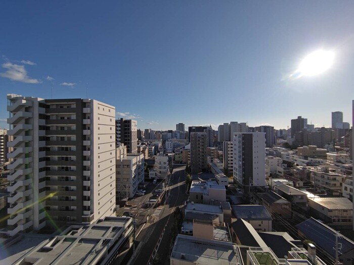 物件内観写真22　(室内からの展望)