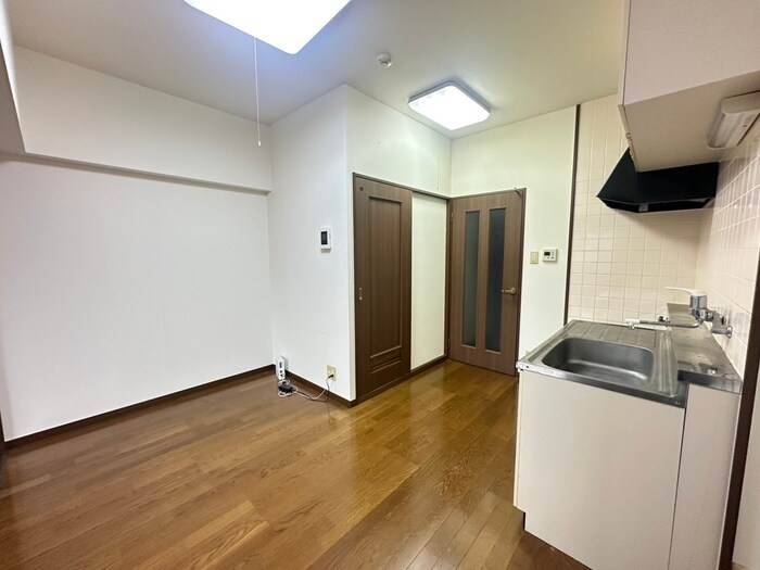 物件内観写真10　(居室)