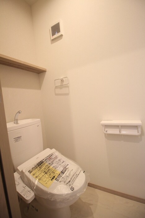 物件内観写真12　(トイレ)