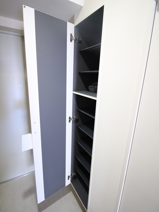 物件内観写真15　(靴箱)