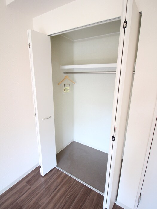 物件内観写真16　(収納)