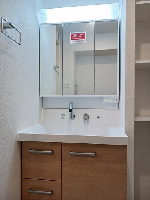 物件内観写真5　(洗面)