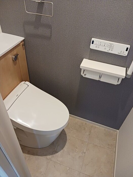 物件内観写真11　(トイレ)