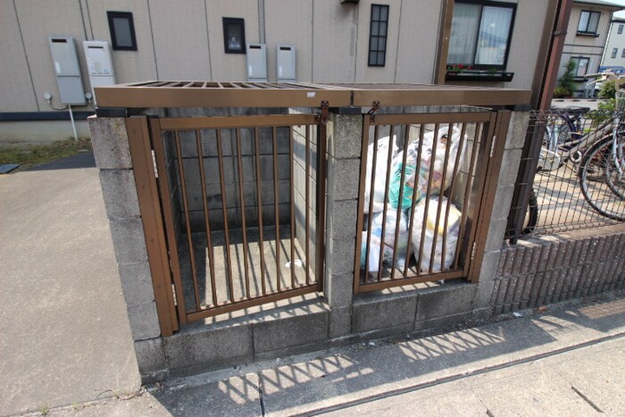 物件外観写真6　(建物設備)