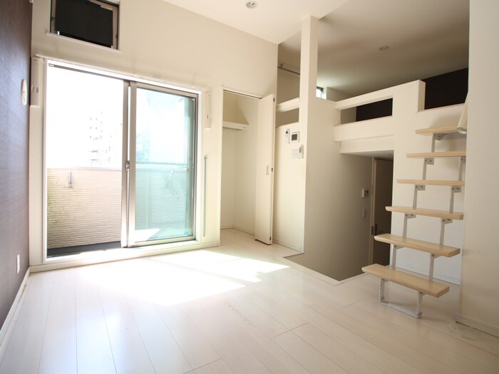 物件内観写真8　(居室)