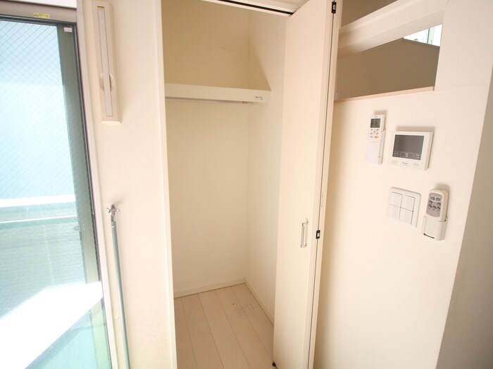 物件内観写真10　(収納)