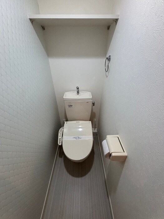 物件内観写真12　(トイレ)