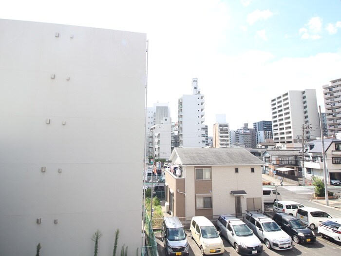 物件内観写真17　(室内からの展望)