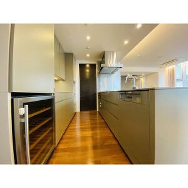 物件内観写真8　(廊下)