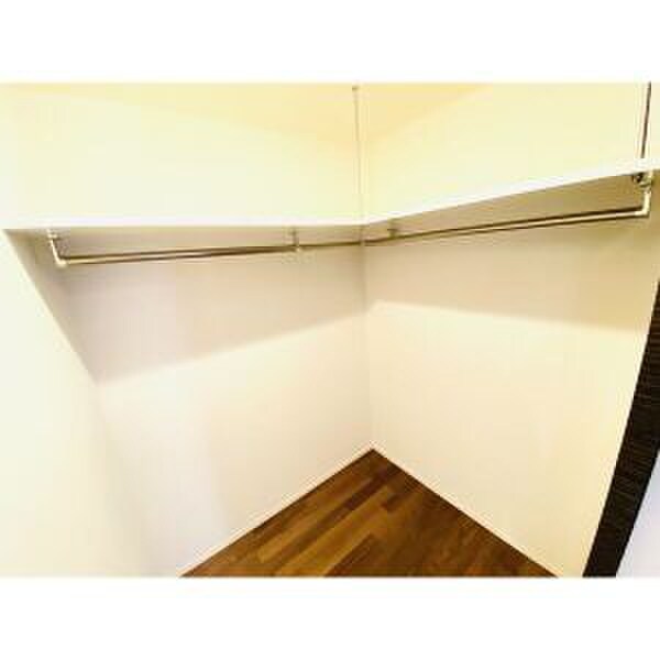 物件内観写真15　(収納)