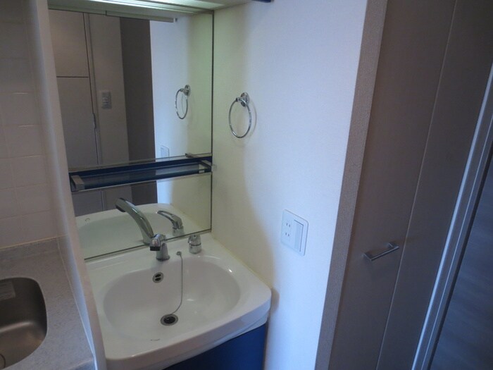物件内観写真13　(洗面)