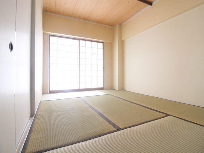 物件内観写真16　(居室)