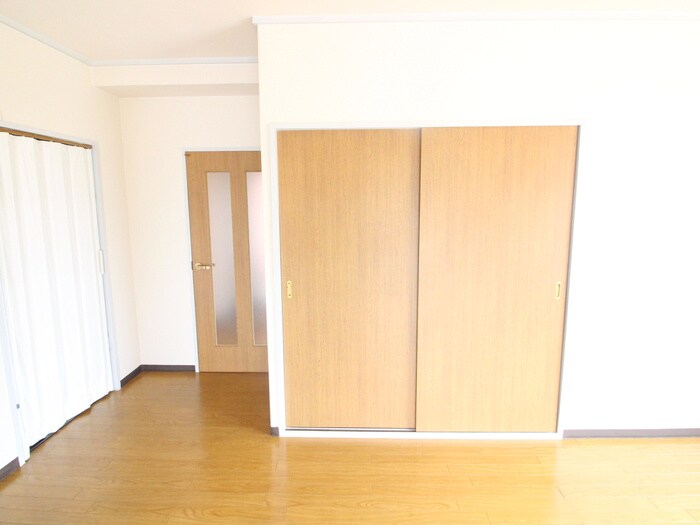 物件内観写真18　(居室)