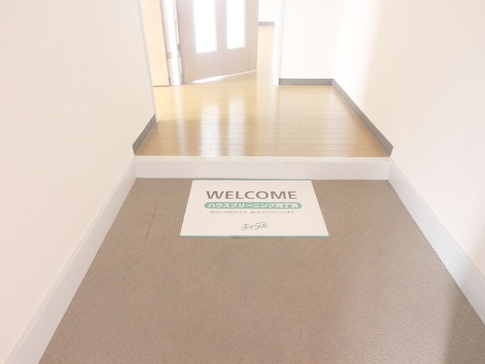 物件内観写真20　(玄関)