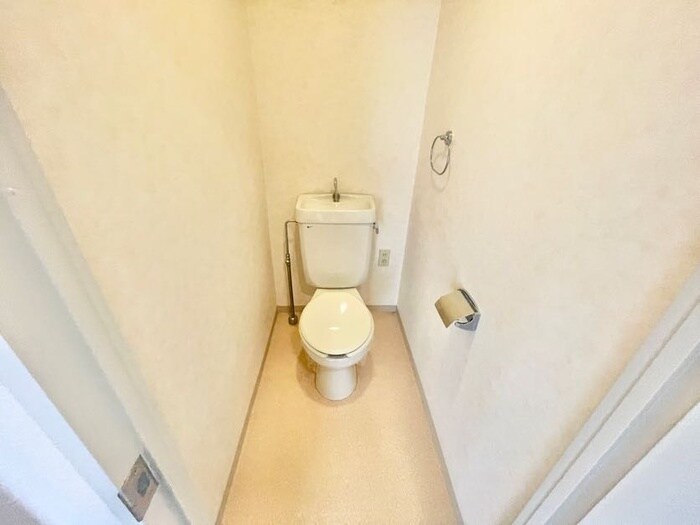 物件内観写真10　(トイレ)