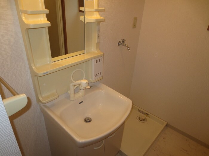 物件内観写真9　(洗面)