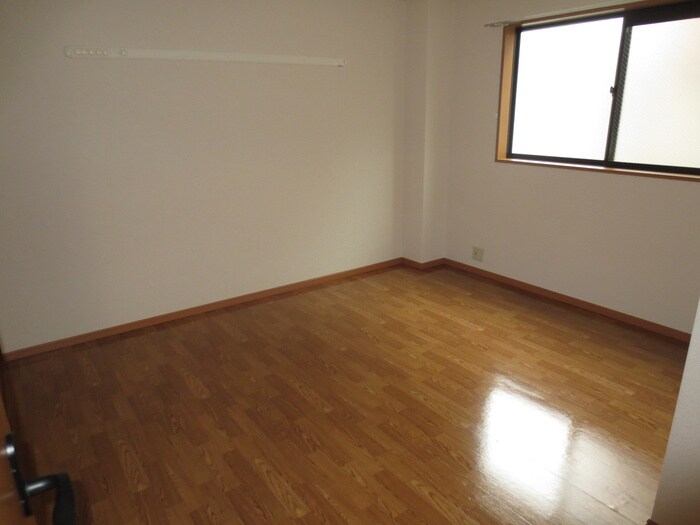 物件内観写真10　(居室)