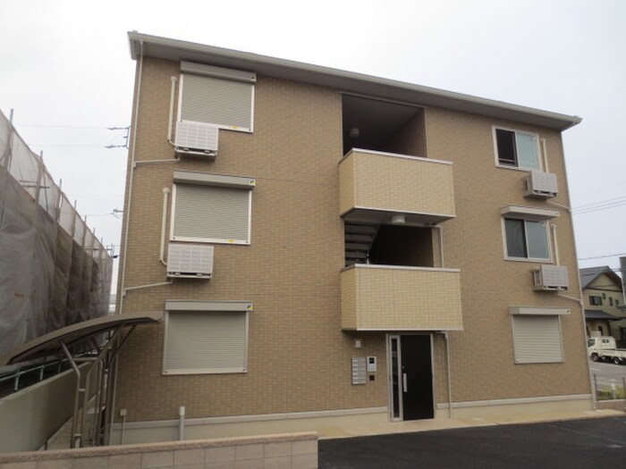 物件外観写真1　(外観写真)