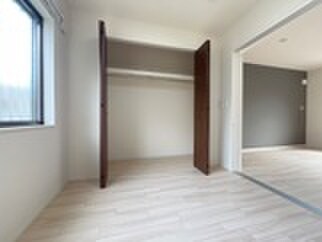 物件内観写真8　(収納)