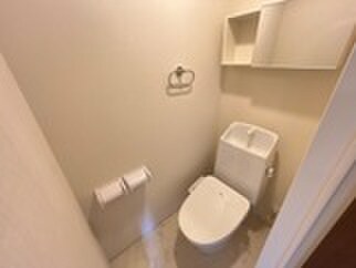 物件内観写真11　(トイレ)