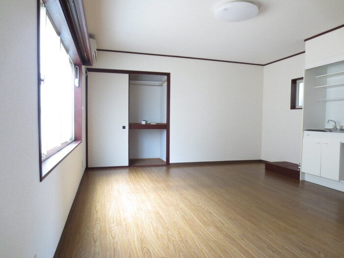 物件内観写真7　(居室)