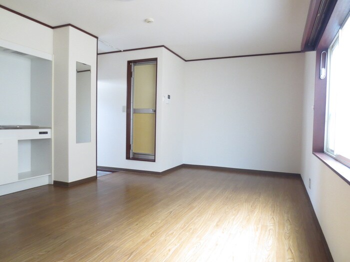 物件内観写真8　(居室)